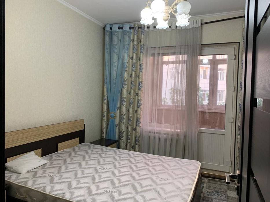 Сдается срочно в аренду квартиа на метро Новза