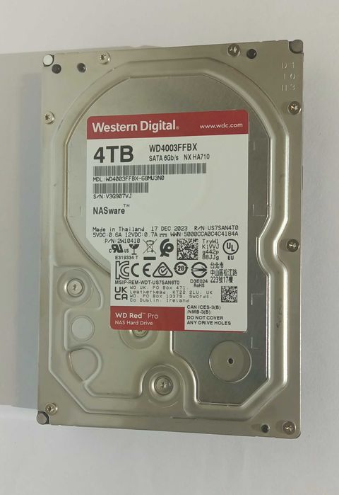 Hard disk 4tb nas nou