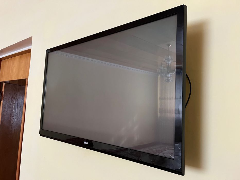 Продам тв LG 43-диагональ