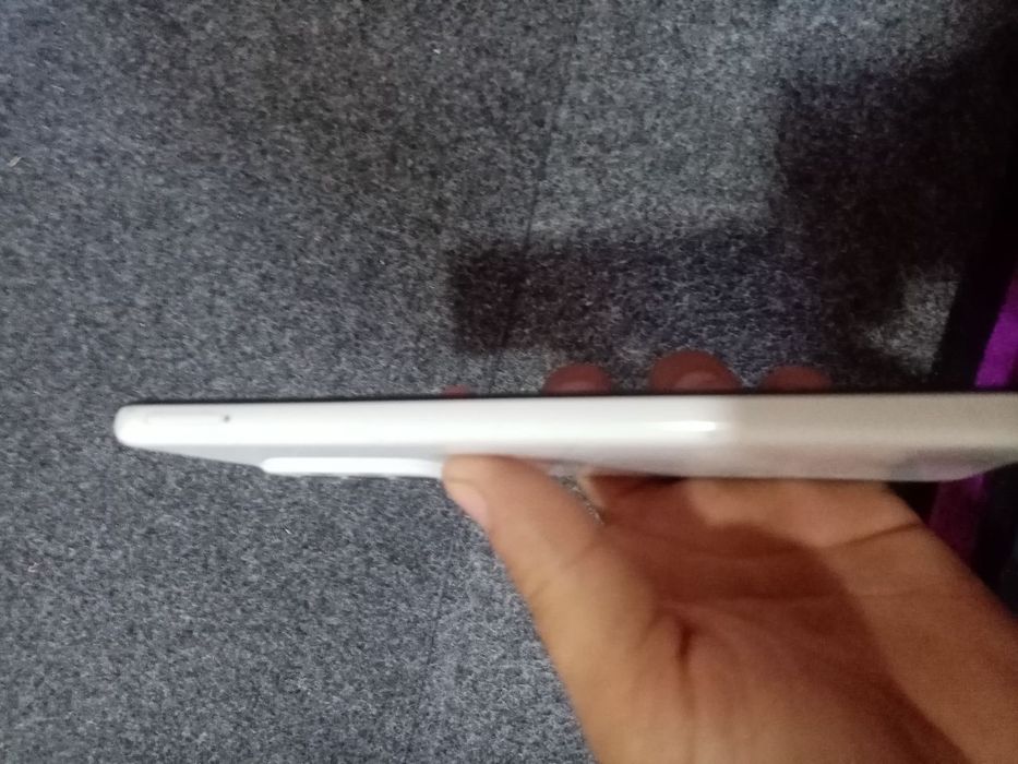 Samsung A23 sotiladi holati yaxshi 1 yil ishlatilgan pamit 64