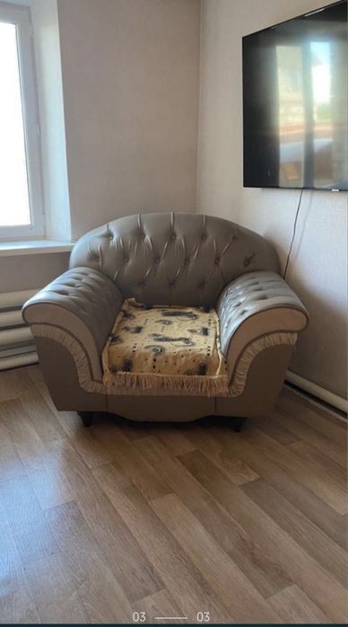 Продам диван и кресло