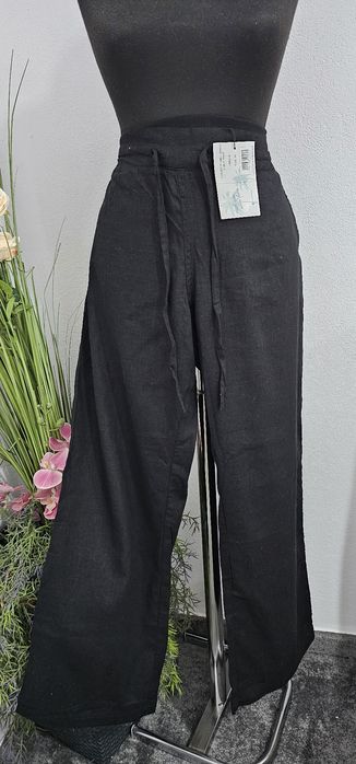 Ținută potrivita mărimii L-XL , din in.