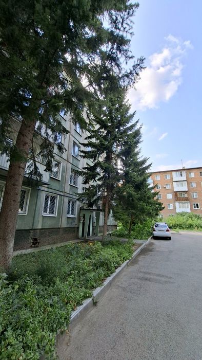 Полуторка на Новаторов 13/2