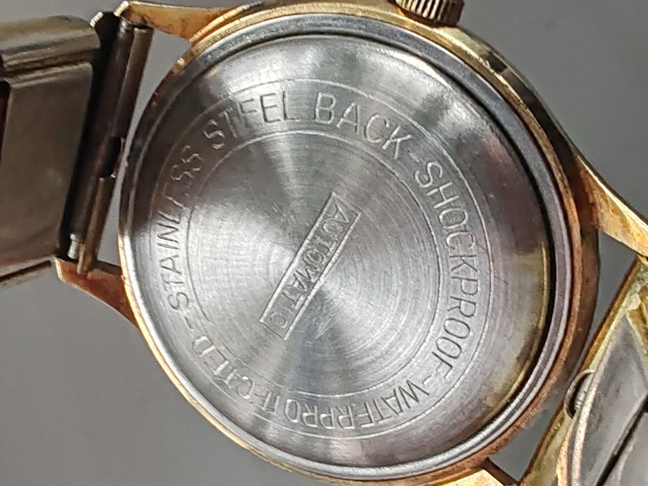 Ceas Anker Automatic Calendar Funcționează excelent!