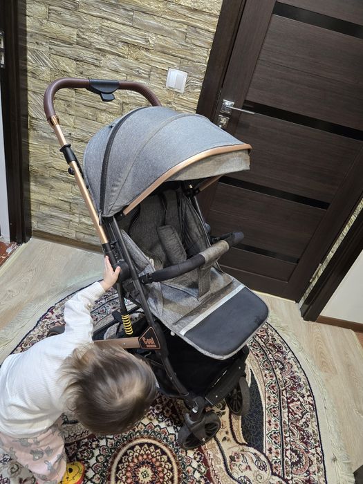 Продаётся коляска