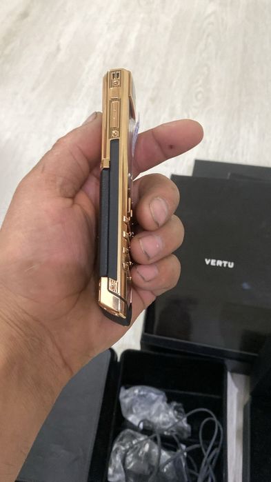 VERTU  жаңа ұсталмаған