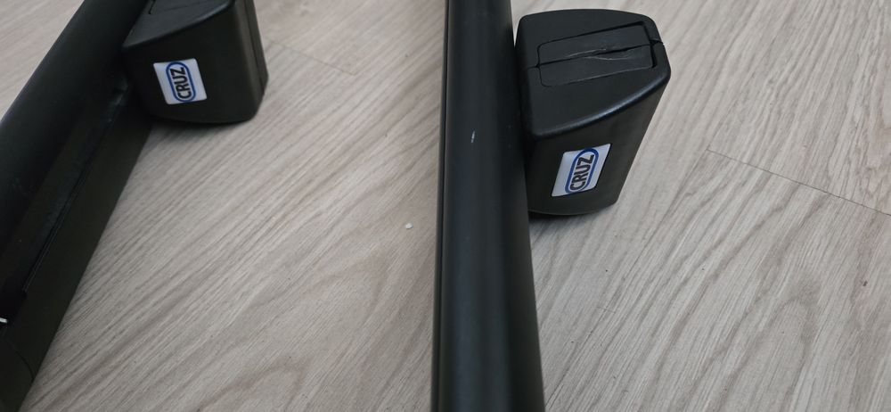 Багажник греди CRUZ AIRO DARK R BARS