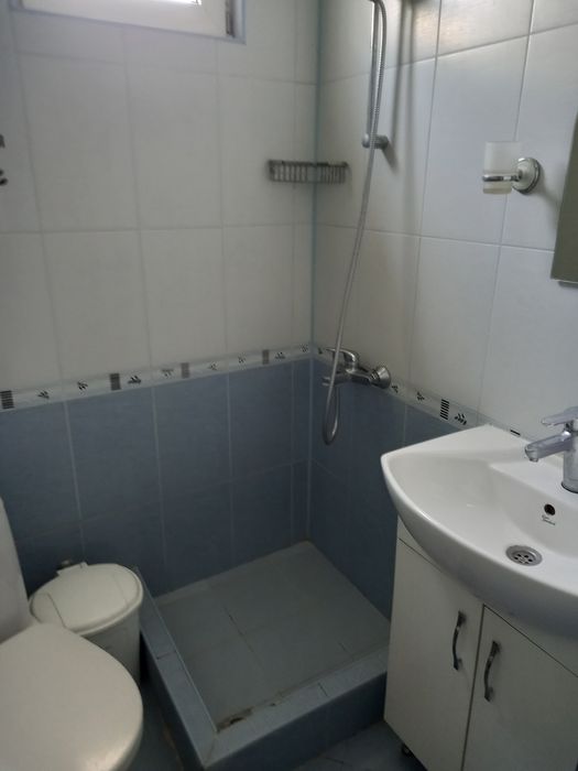 Дава се под наем Двустаен апартамент в Силистра, Център - 85 кв.м за 244.8 € - Снимка #6