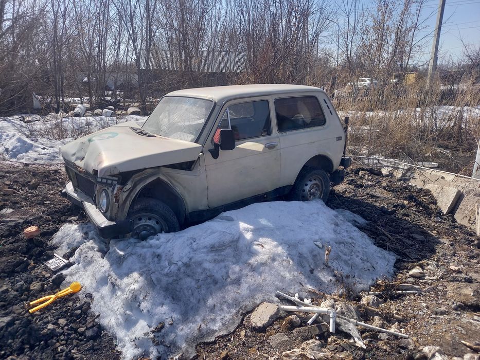 Продаётся нива не на ходу