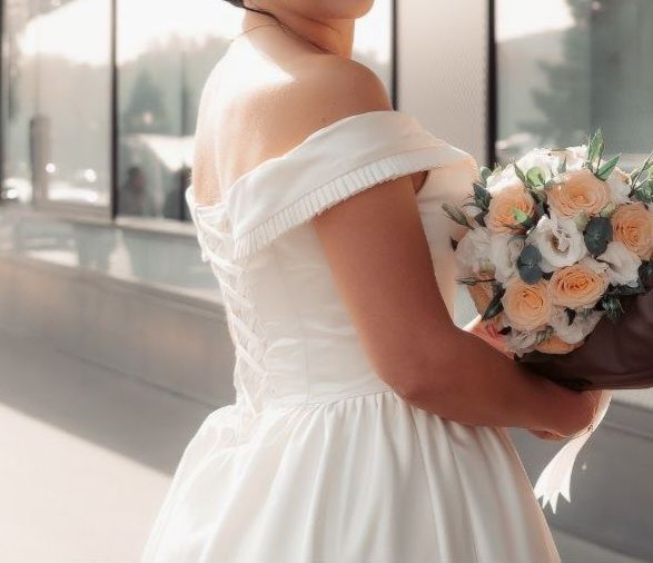 Продаю свадебное платье