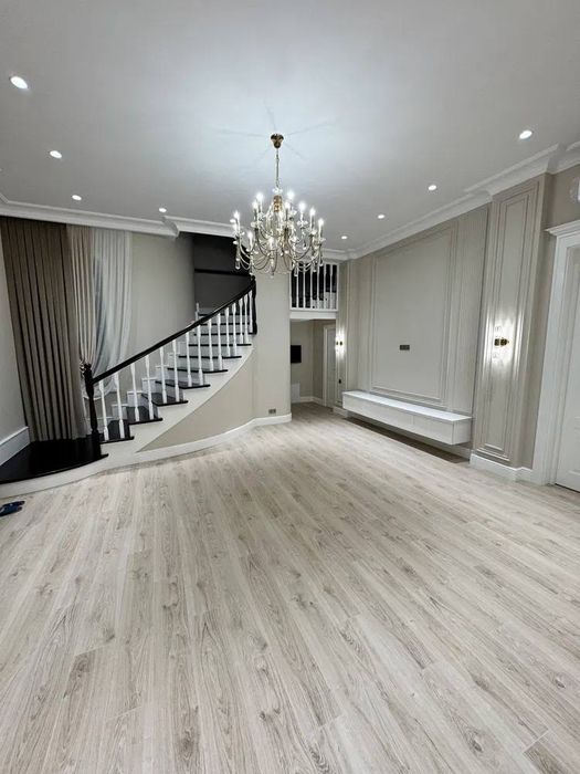 Сдается шикарый уютный дом на 7 соток,на Центр Луночарского (н788)