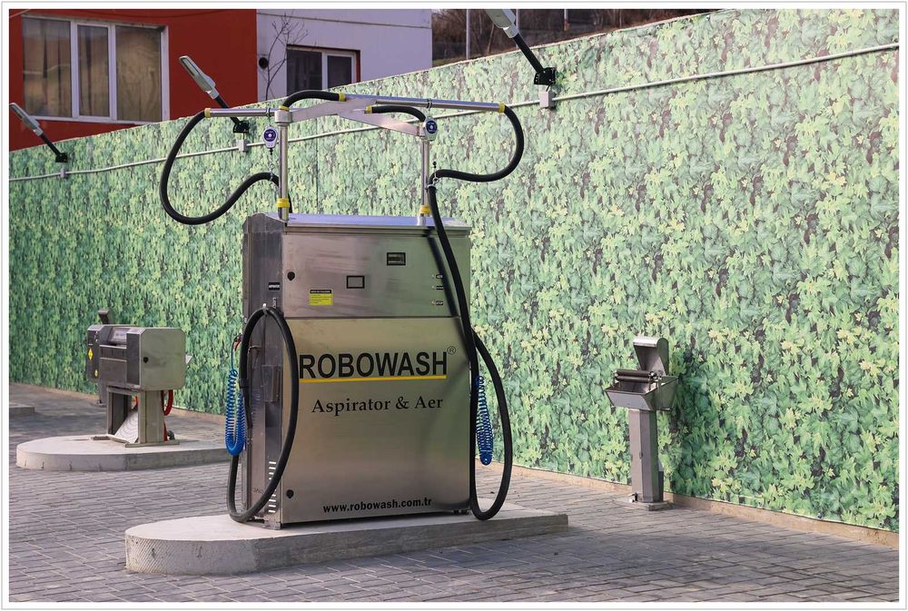 Roboti spalatorie auto automata TOUCHLESS ROBOWASH