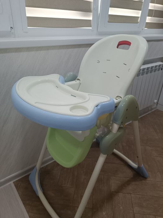 Детский стул для кормления