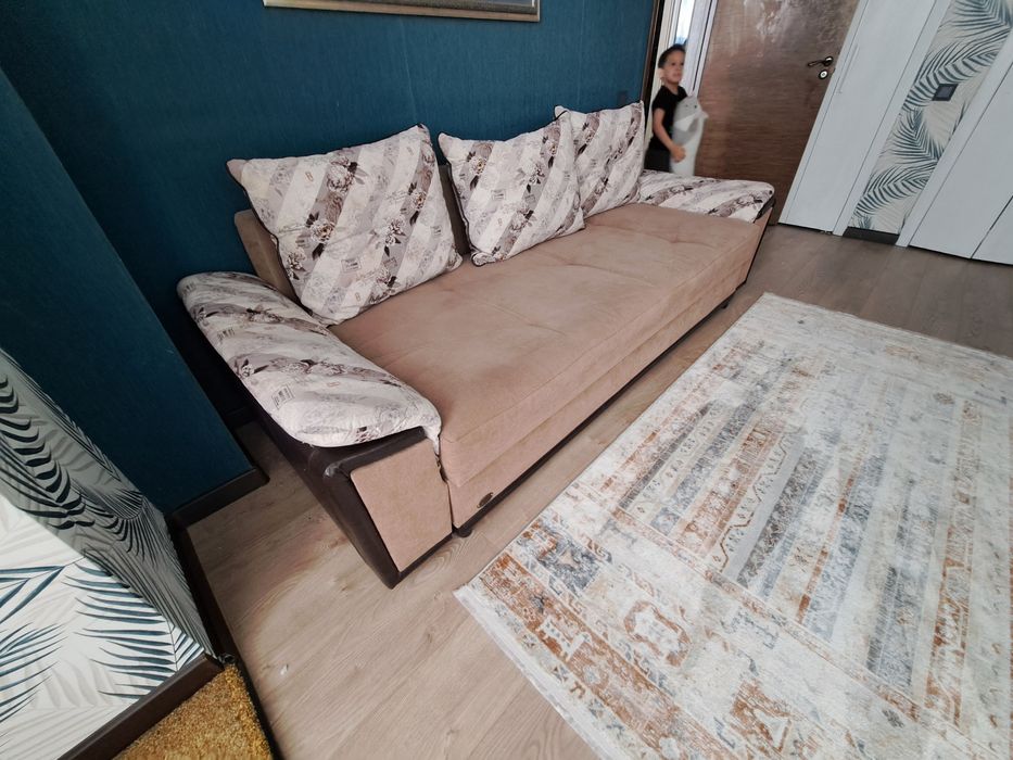 Диван в хорошем состоянии