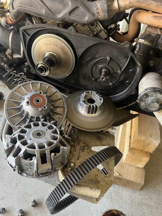 Dezmembrez can am renegade outlander G1/G2 500/650/800/1000