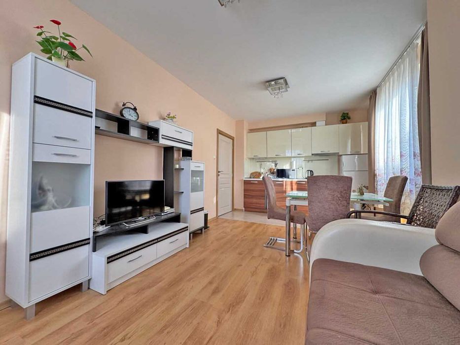 Продава се Тристаен апартамент в к.к. Слънчев бряг - 79 кв.м за 839 €/кв.м - Снимка #3