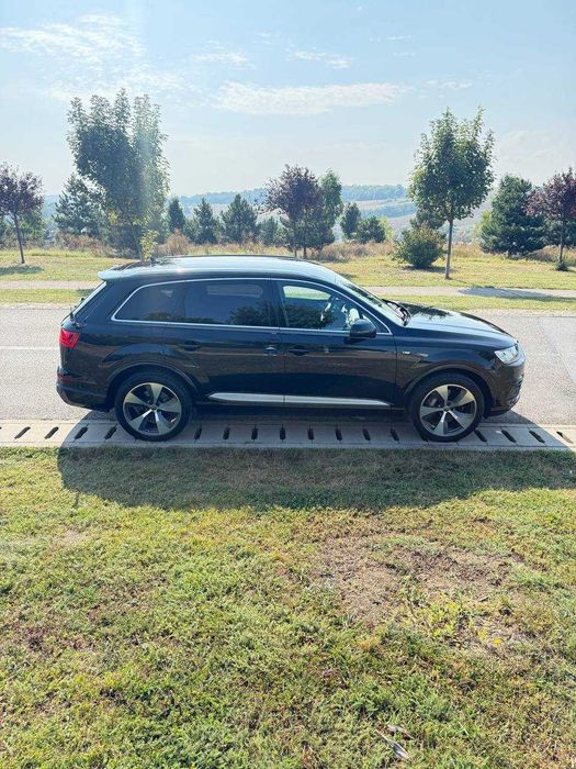 Audi Q7, 3.0 Diesel Euro6 , 7 locuri, Matrix, nightvision, 3xSline,etc