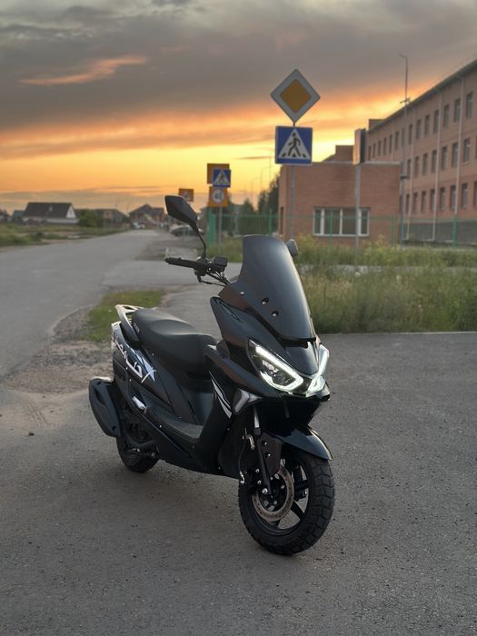 Мопед MAXI 180cc