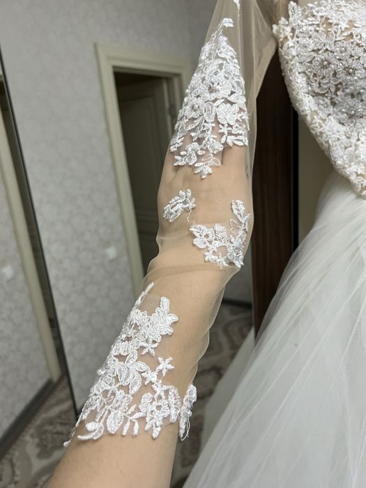 Шикарное свадебное платье