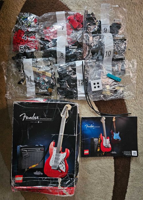 Lego ideas fender stratocaster 21329 incomplet (pungi sigilate