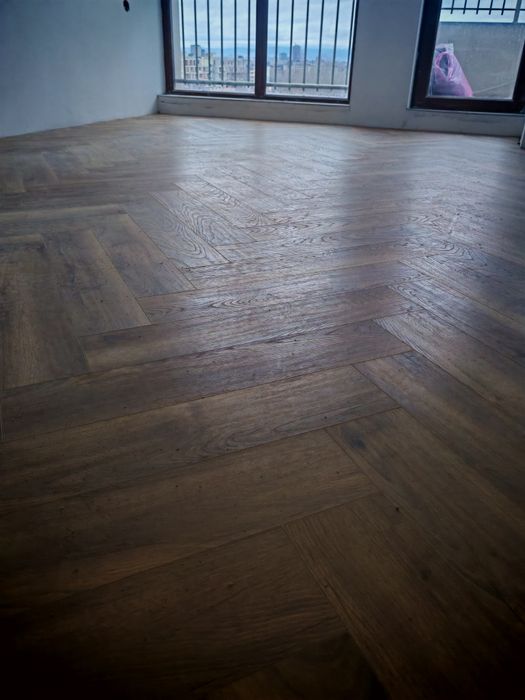 Професионален монтаж на паркет