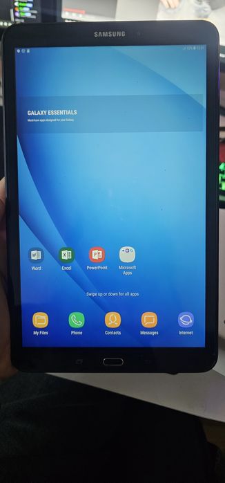 Galaxy tab a6 10.1" 32GB 2GB RAM + 32GB SD карта