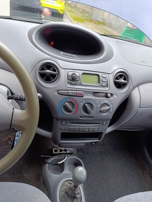 Toyota Yaris 1999