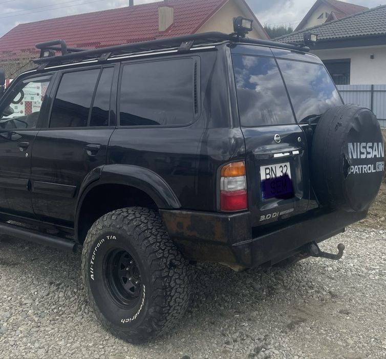 Nissan Patrol Autoturism