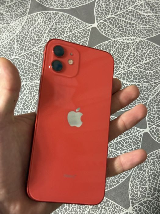 Iphone  12 запазен 256гб