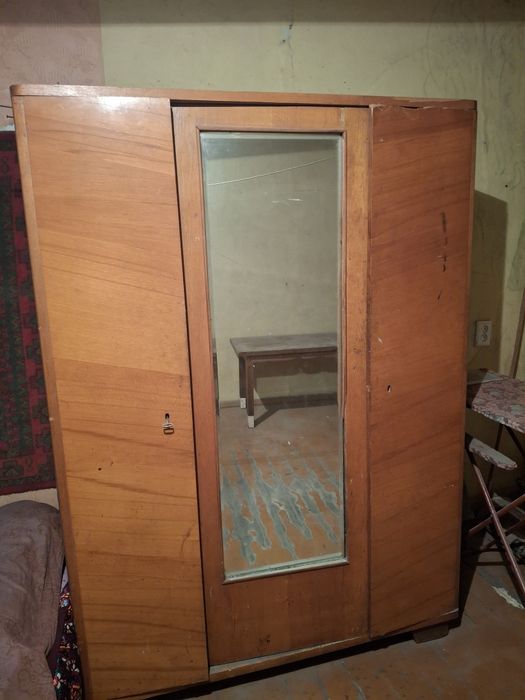 Шкаф  советский.