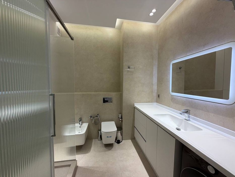 Mirabad Avenue Продается 3 комнатная квартира ремонт Госпитальный