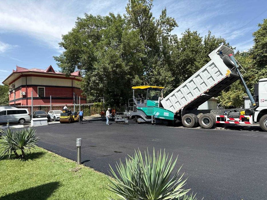 Укладываем асфальт. Асфальтирвание. Асфальт по всему Узбекистану