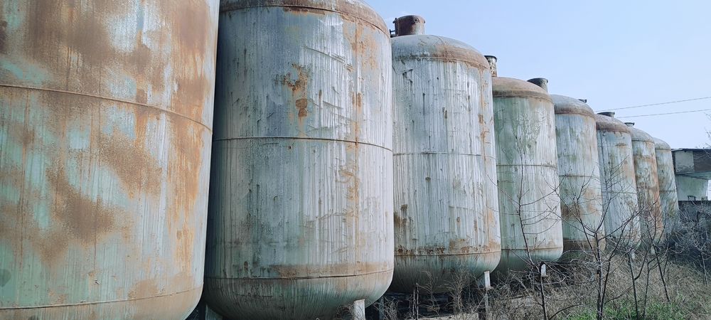 Ёмкостьлар бор 22 кубали Холати Зор