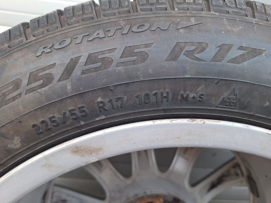 jante Audi originale  pe 17 pt  A4,A5 A6,A7 cu anvelope iarna.