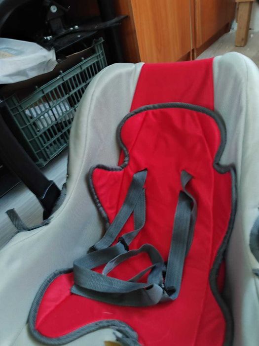 Детское автокресло