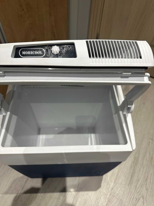 Хладилнa чанта Mobicool - , 29л, 12V-220V студено