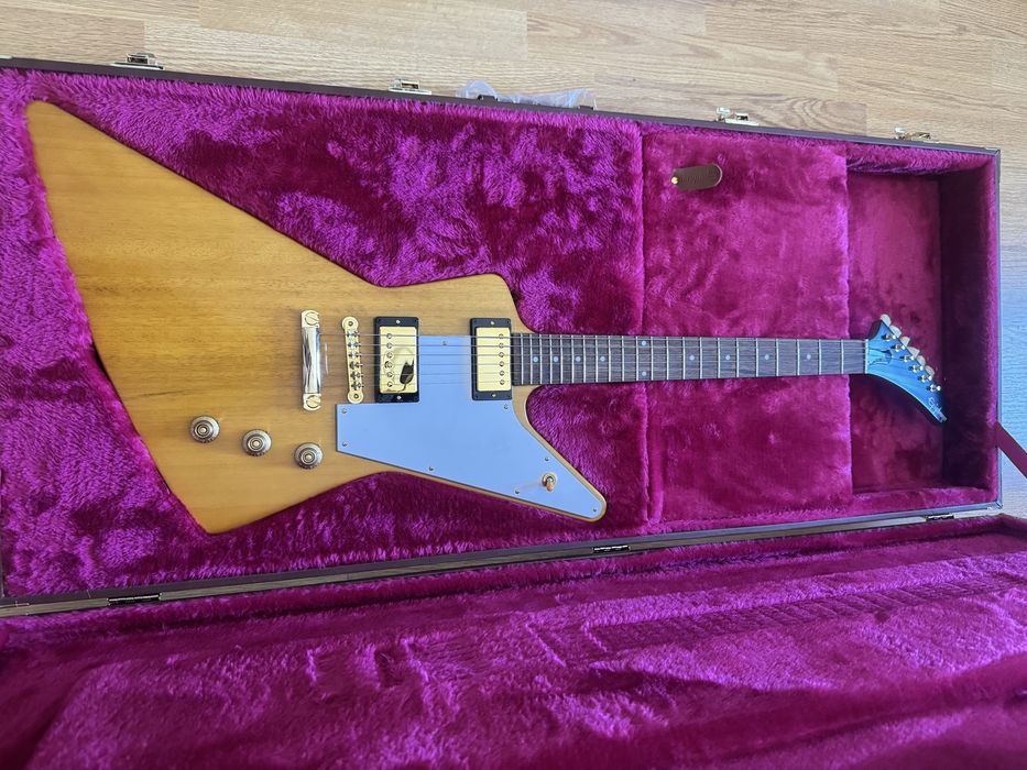 Epiphone Korina Explorer Inspired by Gibson custom shop