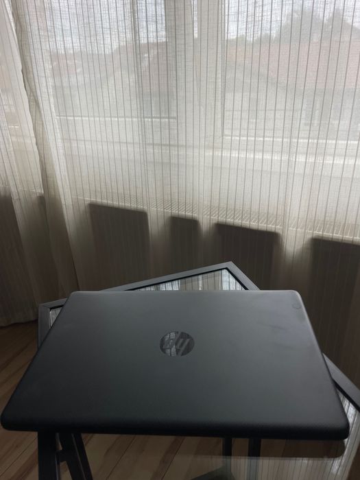 Laptop HP 15-dw3018nq