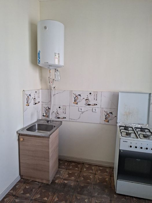 Квартира Зарафшон шахрида сотаман