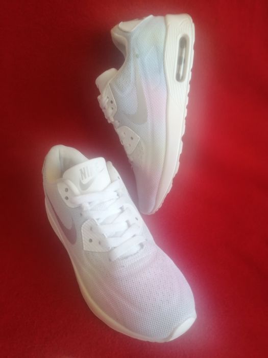 NIKE, Дамски маратонки, маркови.номер 35.