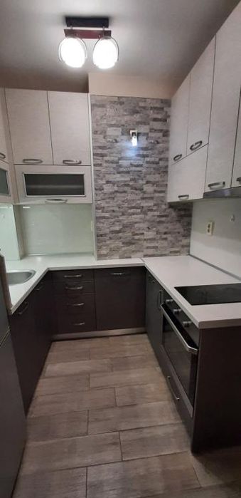 Дава се под наем Двустаен апартамент в Пловдив, Гагарин - 63 кв.м за 340 € - Снимка #2