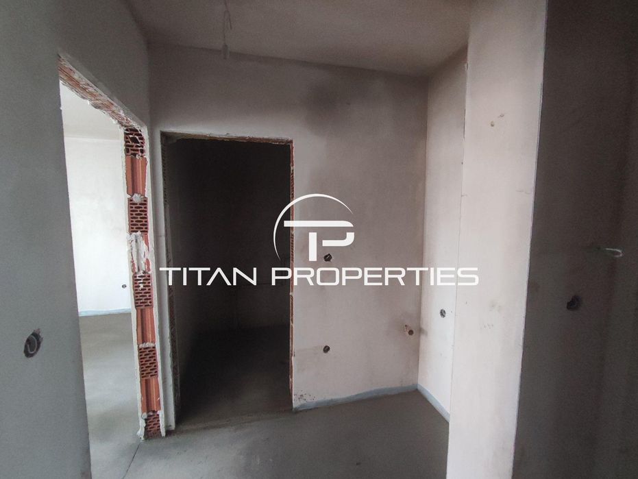 Продава се Едностаен апартамент в Пловдив, Южен - 56 кв.м за 693 €/кв.м - Снимка #3