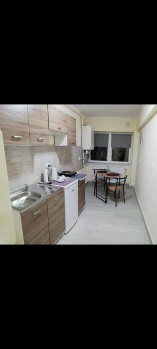 Ofer spre inchiriere Ap. cu 1 camera zona Dunarea