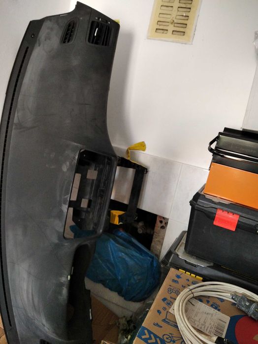 Продавам табло - кора за Субару Легаси Аутбек, модел B13 2003 - 2009 гр ...