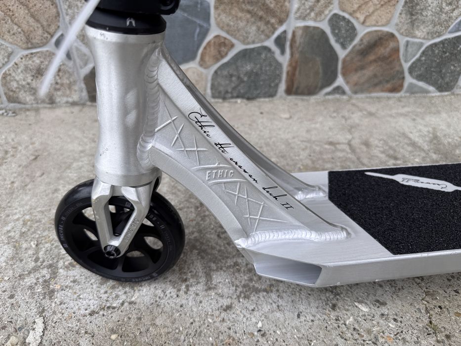 Trotineta Freestyle Scheme Ethic DTC Erawan V2 Brushe