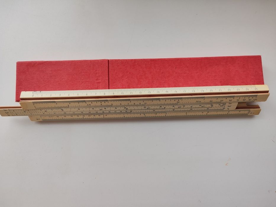 Логарифмическая линейка