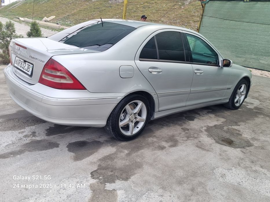 Mercedes benz w203 e240