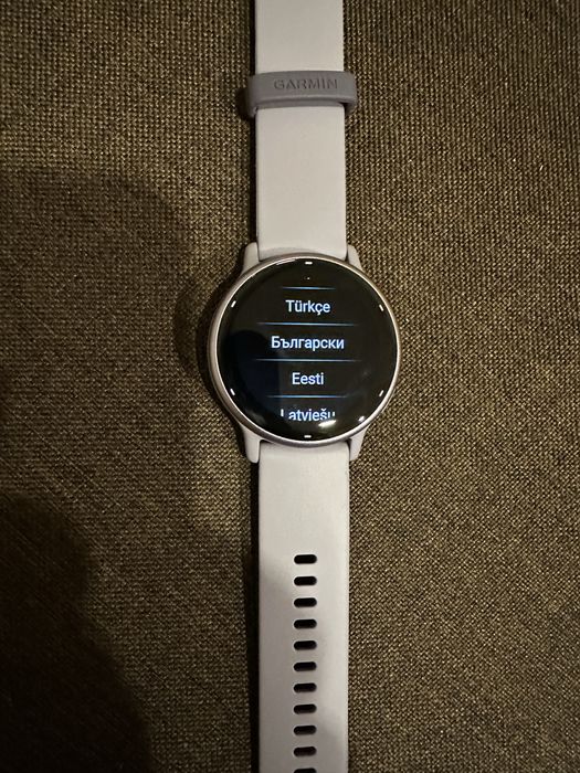 Часовник Garmin нов!