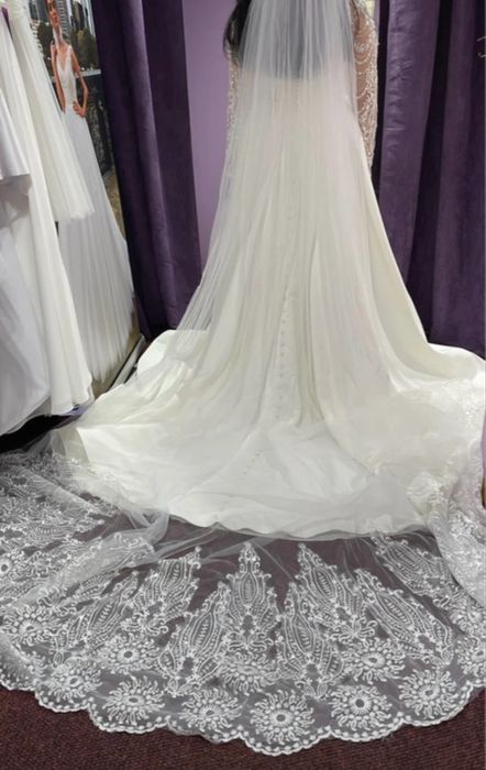 Vând Rochie de mireasă + voal