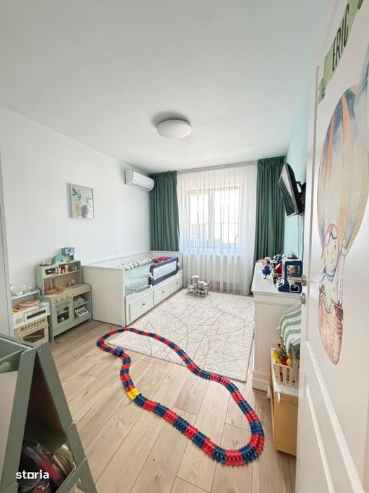 Casa/Vila 4 Camere 3 bai/Bragadiru-Cristalului